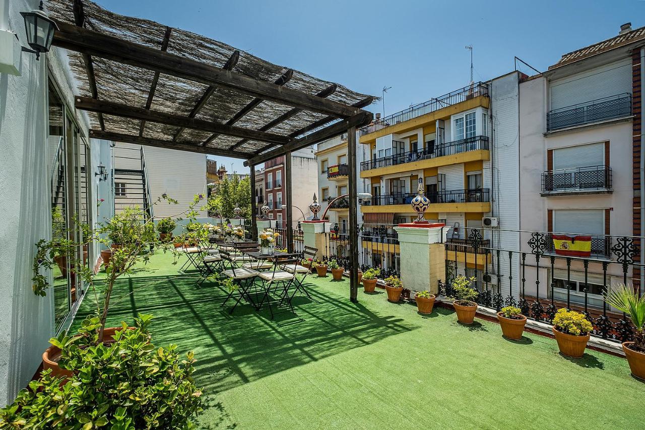 Noches De Triana Hotel Sevilla Bagian luar foto
